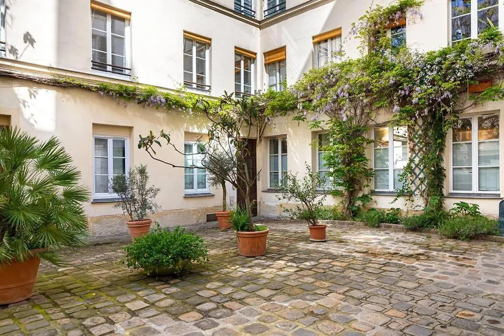 Guestready - Natural Ivy Near The Place Des Vosges Paris France
