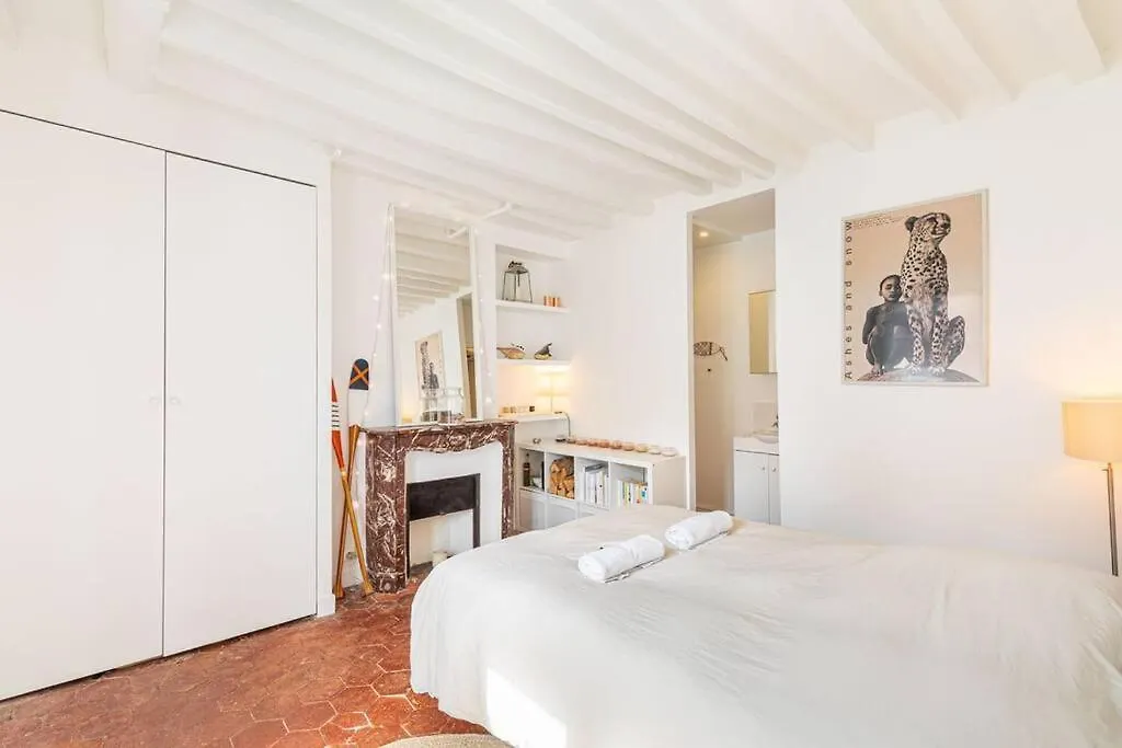 公寓 Guestready - Natural Ivy Near The Place Des Vosges 巴黎